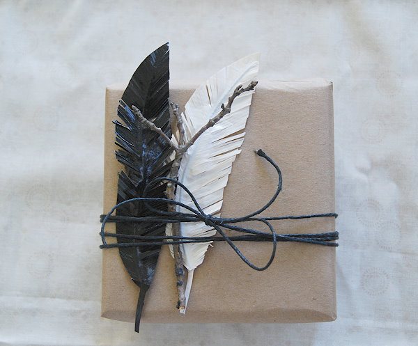 creativemeinspiredyou.com/duct-tape-feathers/
